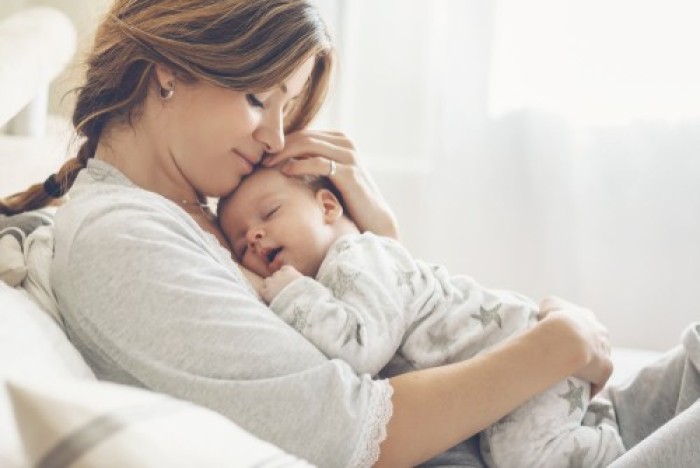 Változások a csecsemőgondozási-, és az örökbefogadói díjnál